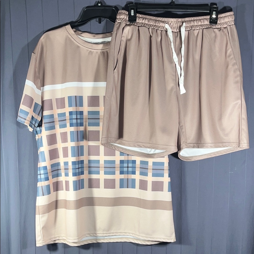 NWOT Plaid T-Shirt and Shorts Set Bieges & Blues 2XL